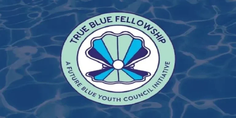 Bow Seat True Blue Fellowship 2025